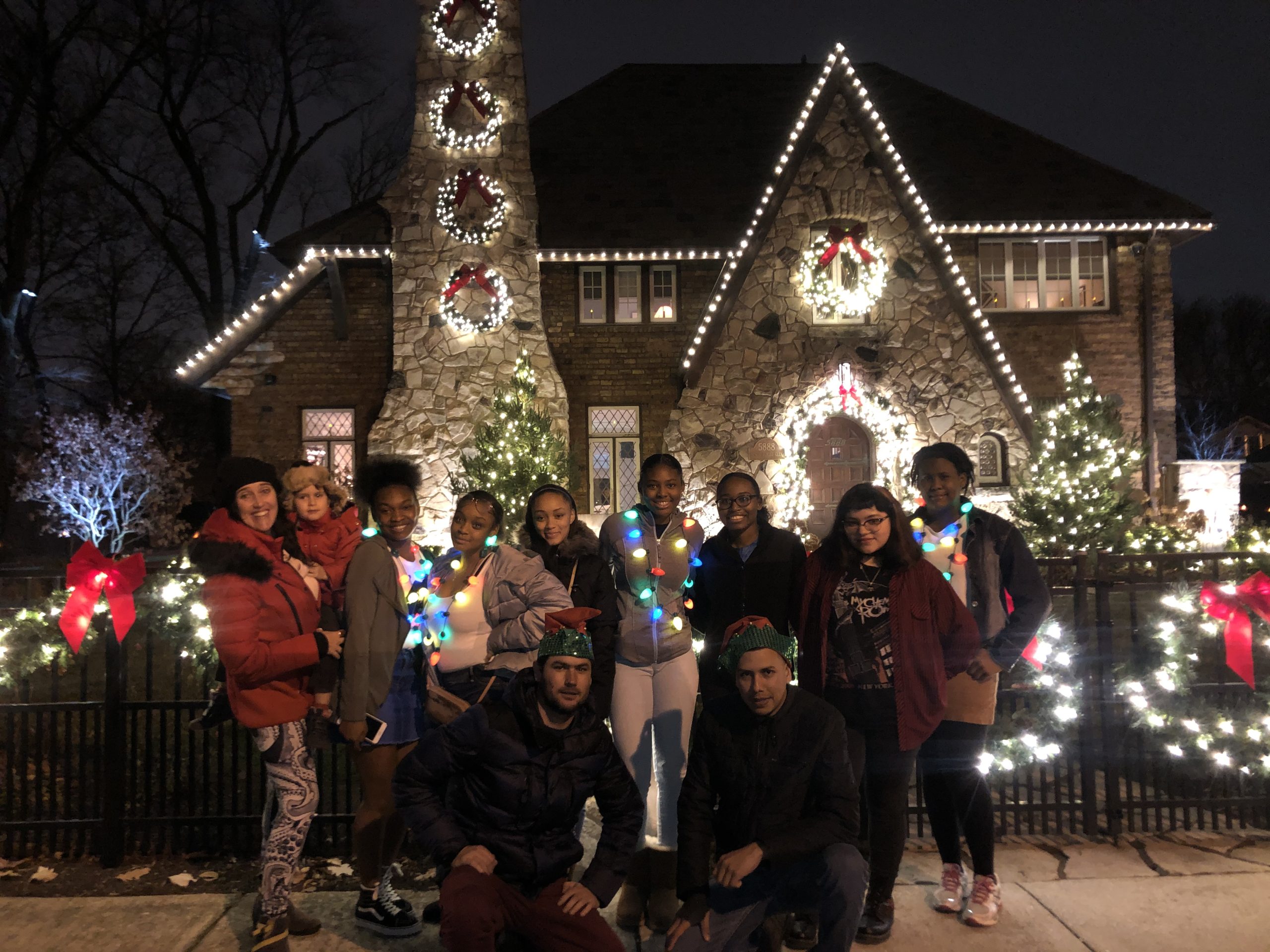 Light Up Your Holidays|Pro Bono