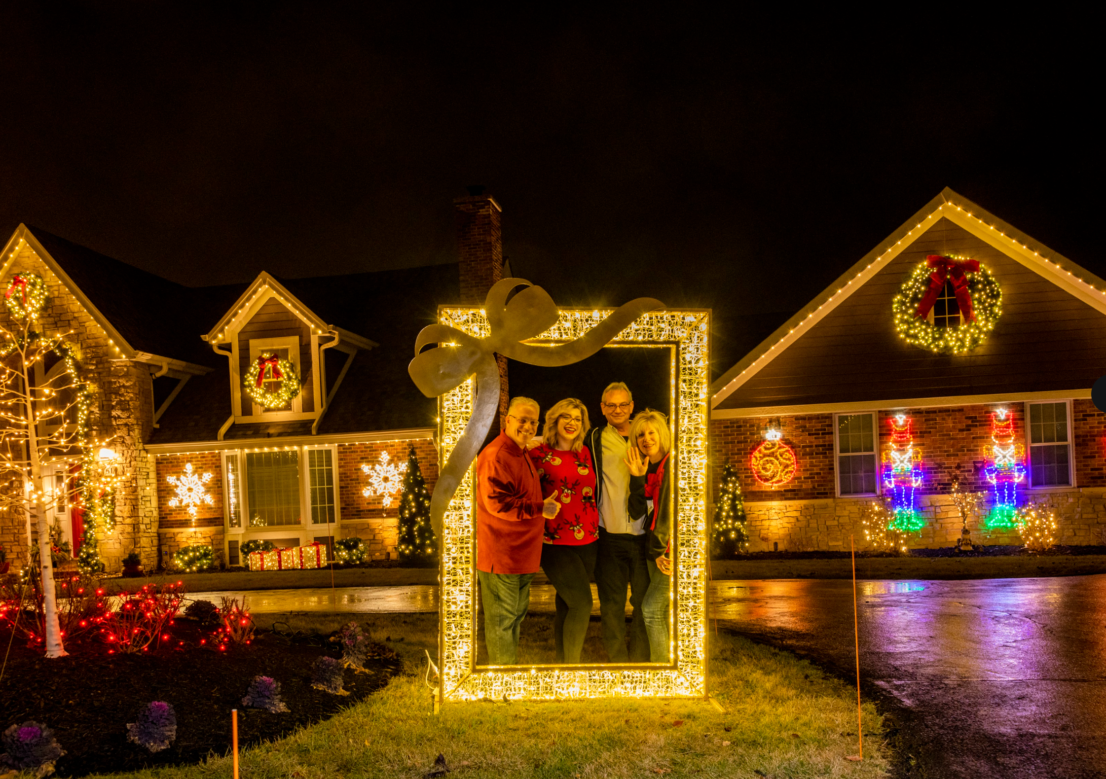 Light Up Your Holidays|Home